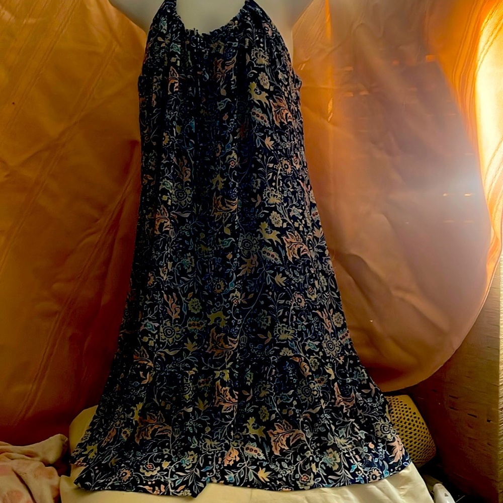 Old Navy Floral Strap Dress, plus size free flowing, adjustable straps
